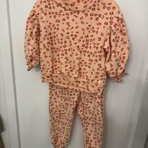 Jessica Simpson Girls Leopard Print Sweatshirt & Jogger Set | 3T | GUC